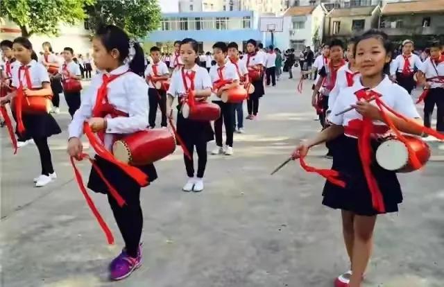 oyE5XCtIs3db3Dib.jpg